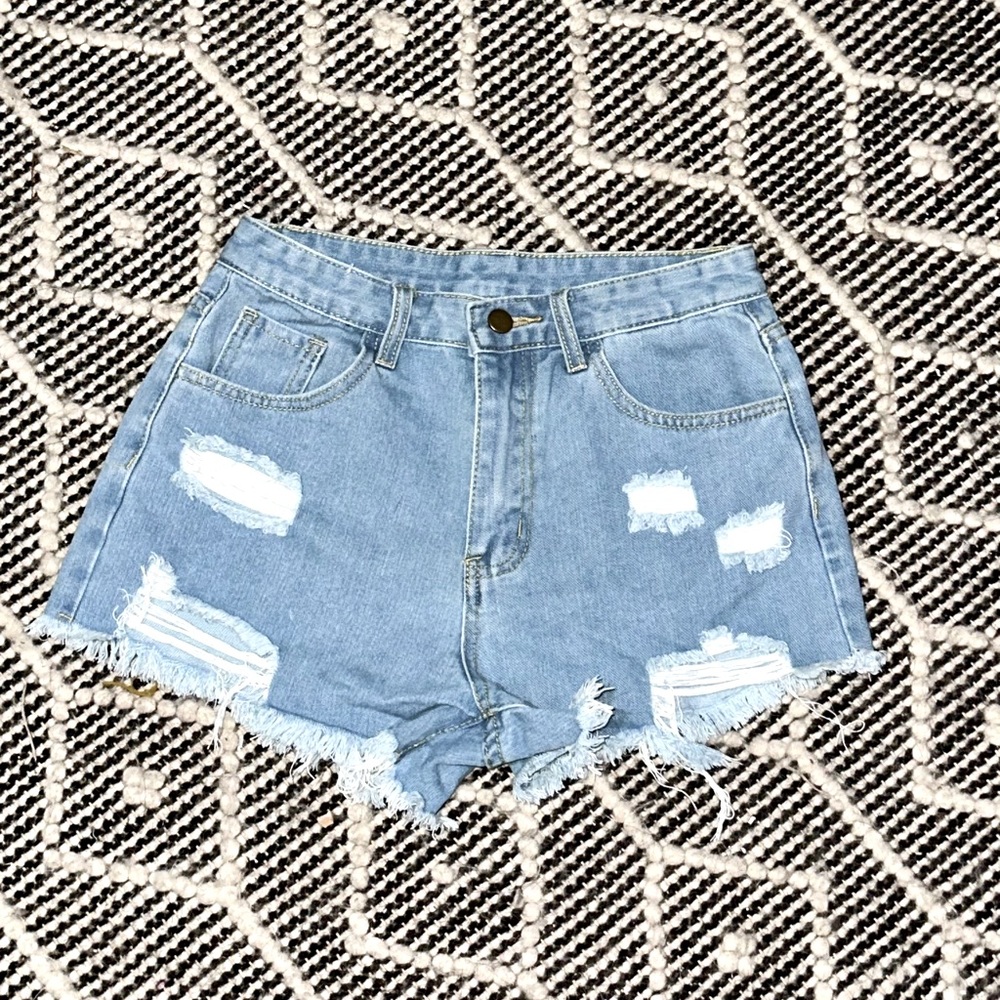 Universal Thread Womens Blue Denim Distressed Shorts